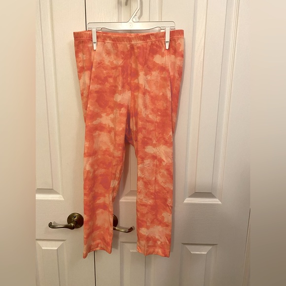 Old Navy size L short leggings in orange multi - Picture 1 of 5